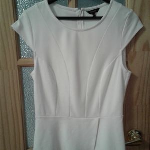 WHITE RW&CO PEPLUM TOP